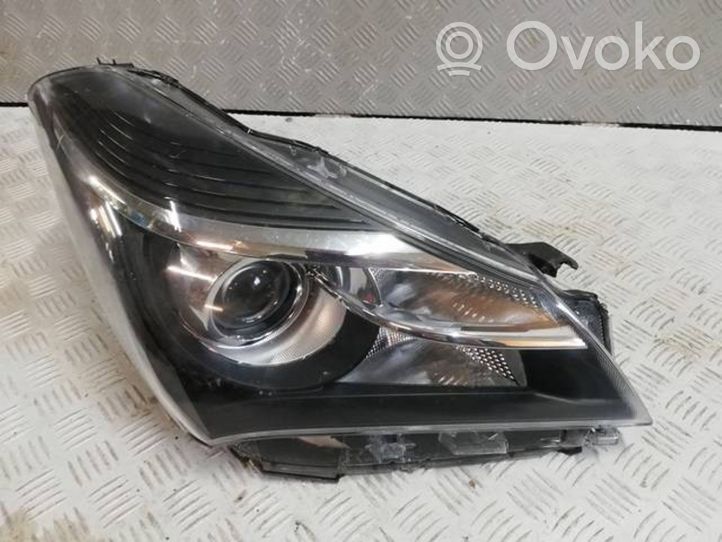 Toyota Yaris Деталь передней фары 9922681017