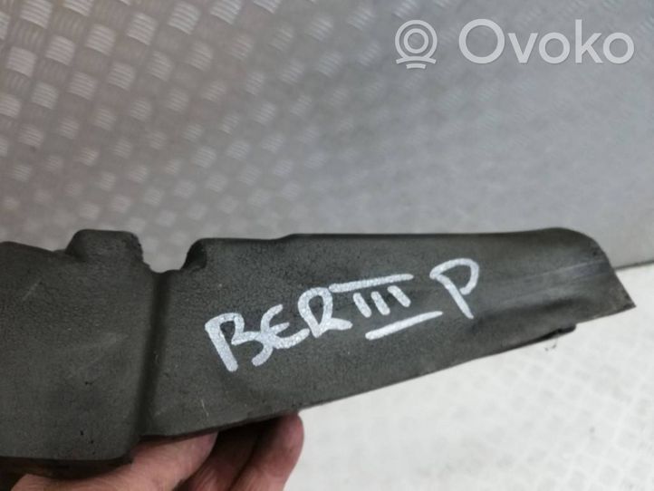 Citroen Berlingo Supporto/guarnizione in poliuretano espanso del parafango 9681316580