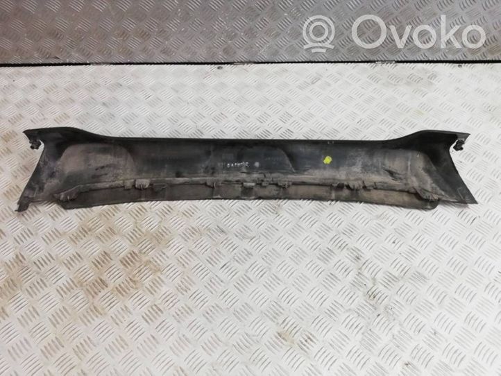 Renault Captur Bampera apakšas aizsargs 620722890R