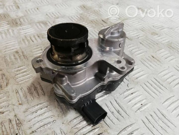 Volkswagen PASSAT B8 Valvola EGR 05L131501N