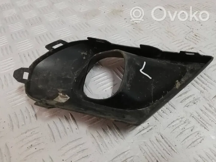 Dacia Duster II Mascherina/griglia fendinebbia anteriore 261A32985R