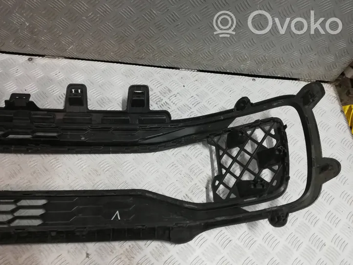 Volkswagen Up Grille inférieure de pare-chocs avant 12E853677C