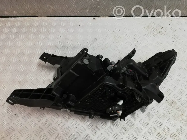 Toyota Land Cruiser (J150) Lampa przednia 6026634725