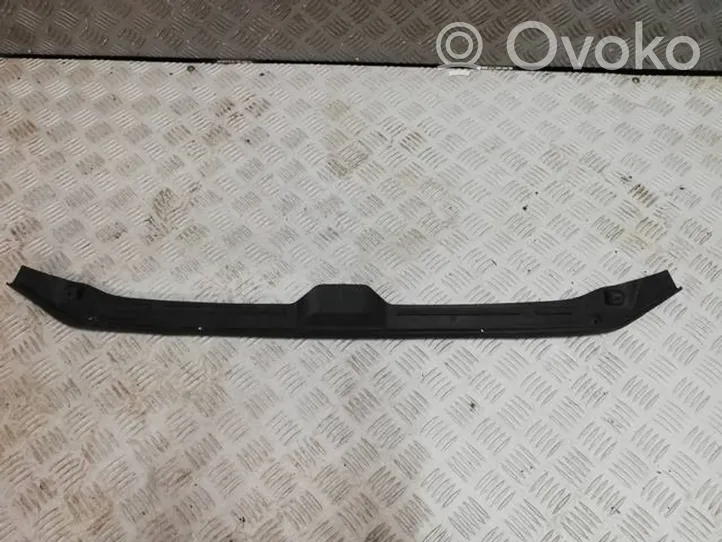 Audi A4 S4 B9 Altra parte del vano motore 8W0823124