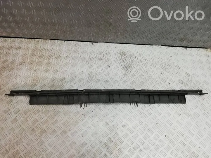 Renault Kangoo II Staffa angolare del supporto di montaggio del paraurti 8200633870