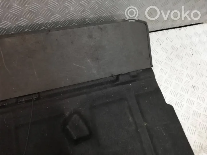 Renault Megane III Doublure de coffre arrière, tapis de sol 749480022R