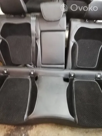 Renault Megane IV Sitze komplett 