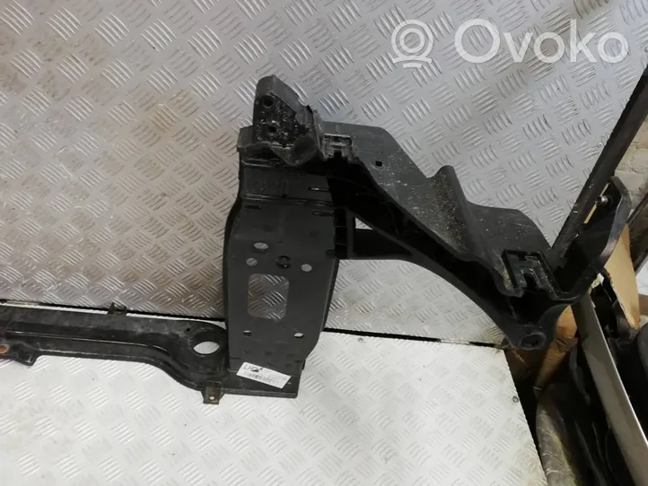 KIA Sportage Bottom radiator support slam panel 