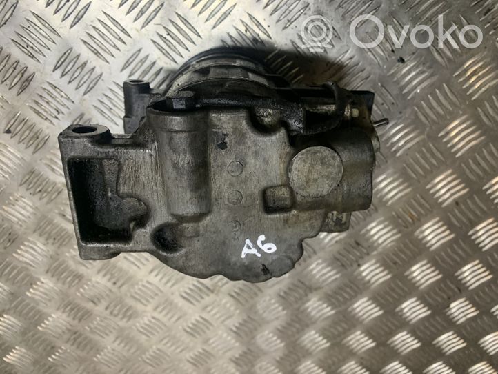 Audi A6 S6 C5 4B Ilmastointilaitteen kompressorin pumppu (A/C) 4472208812