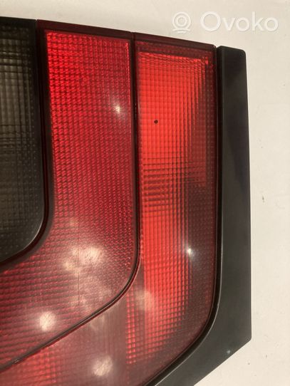Peugeot 806 Задний фонарь в крышке 45101