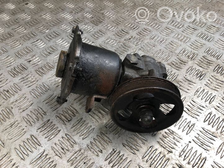 Subaru Forester SF Pompe de direction assistée 47801004