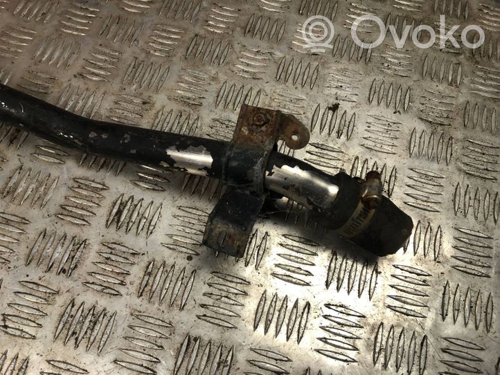 Subaru Outback Tuyau de remplissage de réservoir de carburant 