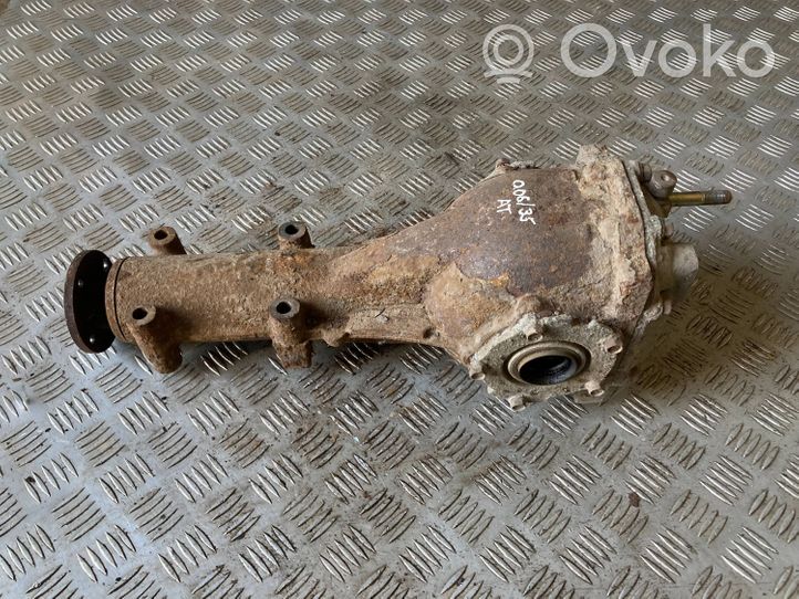 Subaru Outback Takatasauspyörästö 27011AA541