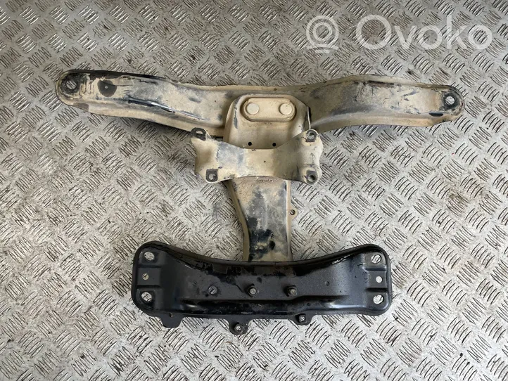 Subaru Outback Support de boîte de vitesses 