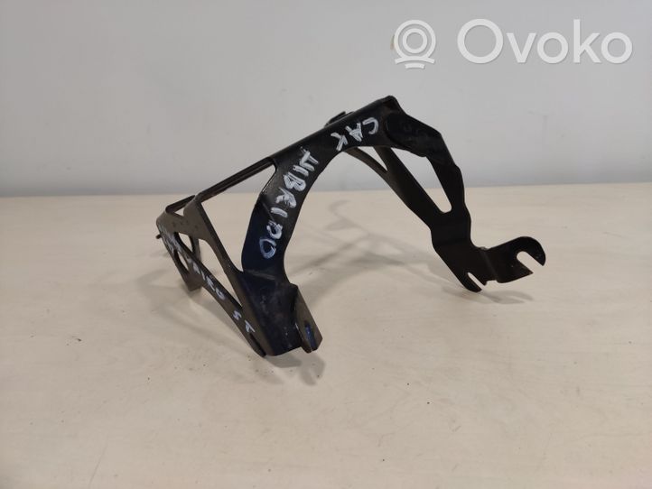 Porsche Cayenne (92A) Supporto di montaggio della pompa del servosterzo 7P0423380