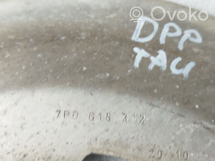 Volkswagen Touareg II Osłona przedniej tarczy hamulcowej 7P0615312