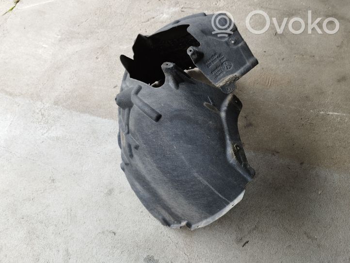 Volkswagen Touareg II Rivestimento paraspruzzi passaruota anteriore 7P6805977