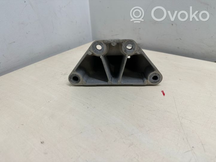 Volkswagen Touareg II Gearbox mounting bracket 7L0399649E