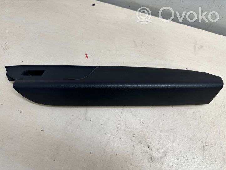 Volkswagen Touareg II Altro elemento di rivestimento della portiera anteriore 7P1867166