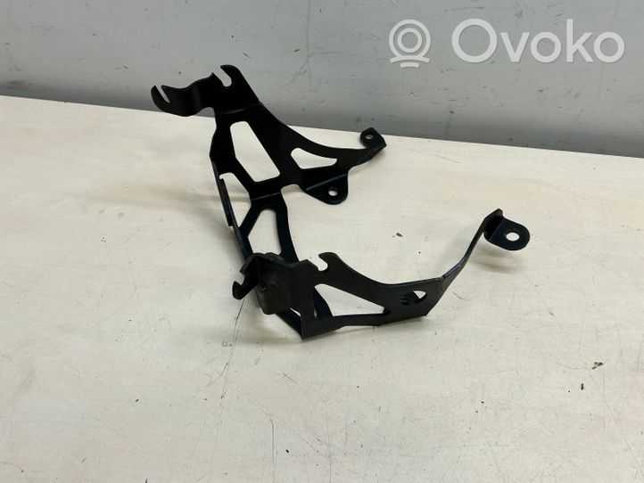 Porsche Cayenne (92A) Supporto di montaggio della pompa del servosterzo 7P0423380A