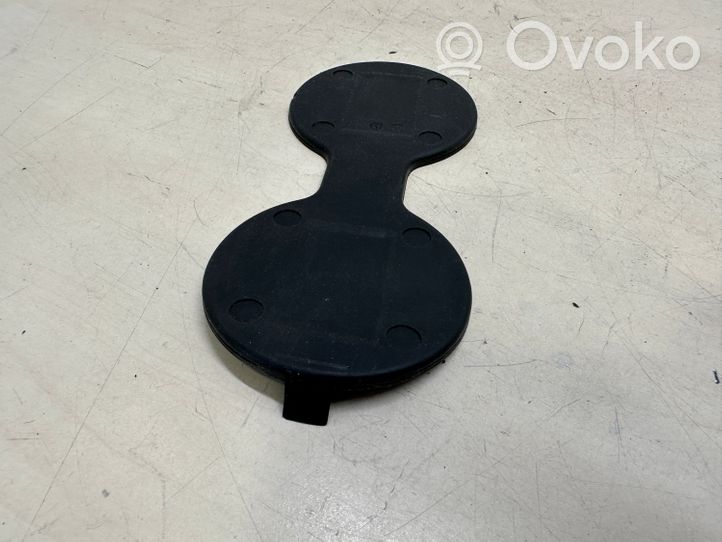 Volkswagen Touareg II Cup holder pad/mat 7P6