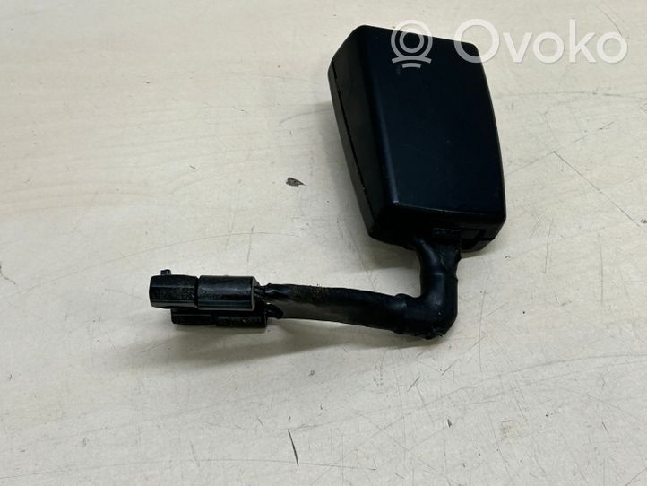 Volkswagen Touareg II Boucle de ceinture de sécurité arrière 7P0867740