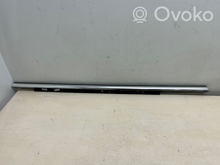 Audi A8 S8 D4 4H Rivestimento modanatura del vetro della portiera posteriore 4H0853763D