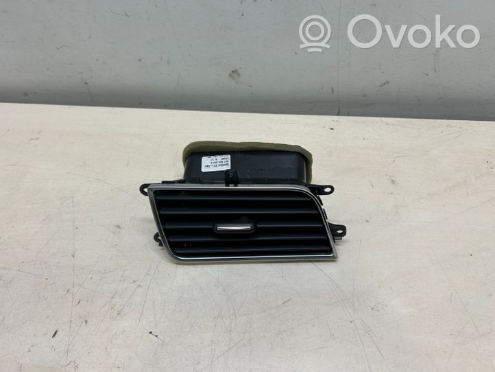 Audi A8 S8 D4 4H Garniture, panneau de grille d'aération latérale 4H1820902A