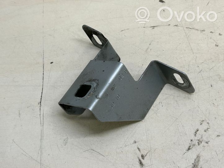 Porsche Cayenne (92A) Supporto di montaggio del parafango 7P5821162