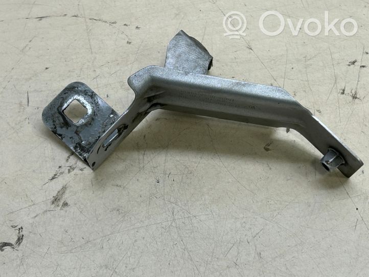 Porsche Cayenne (92A) Supporto di montaggio del parafango 7P5805604A