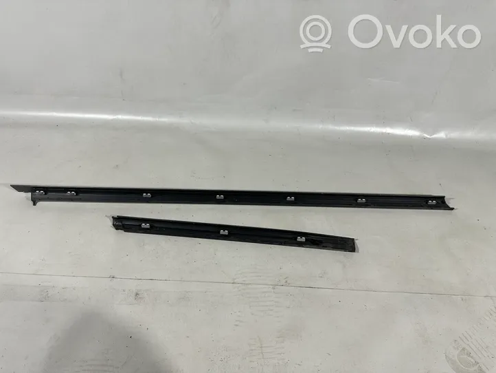 Porsche Cayenne (92A) Rivestimento sottoporta/minigonna laterale 7P5853540