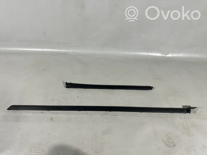 Porsche Cayenne (92A) Rivestimento sottoporta/minigonna laterale 7P5853540