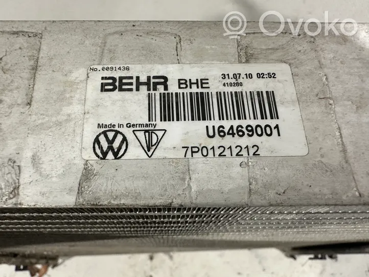 Volkswagen Touareg II Chłodnica powietrza doładowującego / Intercooler 7P0121212