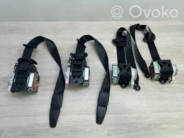 Volkswagen Touareg II Set cinture di sicurezza 7P0857705A