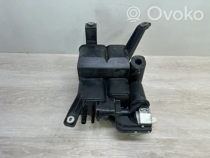 Volkswagen Touareg II Cartouche de vapeur de carburant pour filtre à charbon actif 7P0201801A