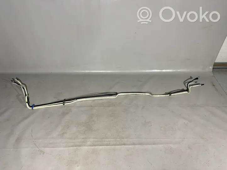 Porsche Cayenne (92A) Tuyau d'alimentation conduite de carburant 7P0201215B