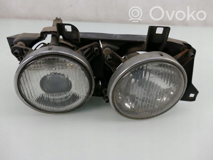 BMW 7 E32 Lampa przednia 