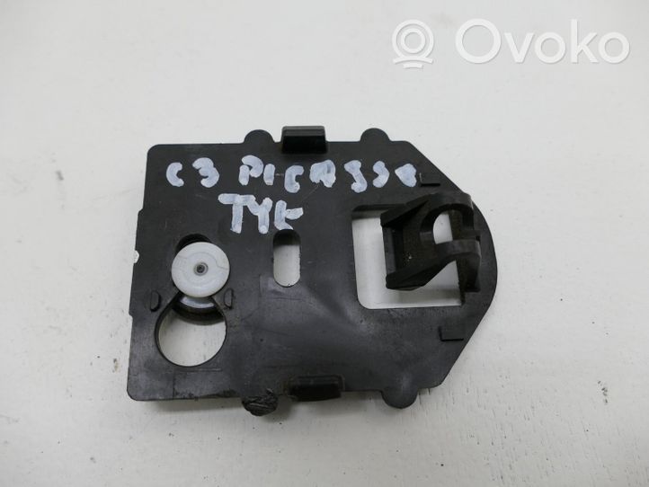 Citroen C3 Picasso Aizmugurējā bufera montāžas kronšteins 9685144280