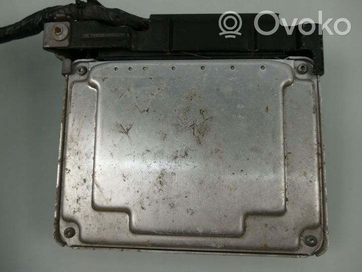 Skoda Fabia Mk2 (5J) Sterownik / Moduł ECU 038906019NS