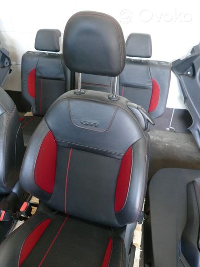 Peugeot 208 Garnitures, kit cartes de siège intérieur avec porte 