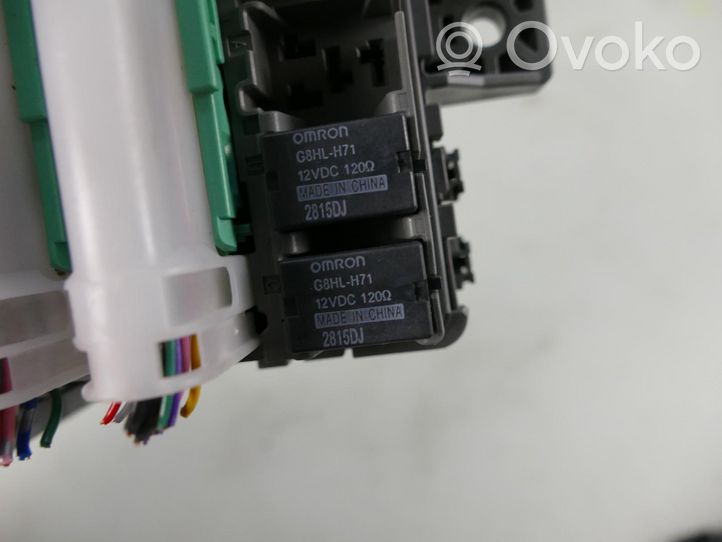 Honda CR-V Skrzynka bezpieczników / Komplet T1G-E511