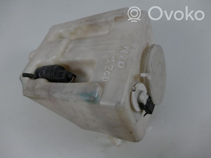 Mercedes-Benz E W210 Réservoir de liquide lave-glace A2108691120