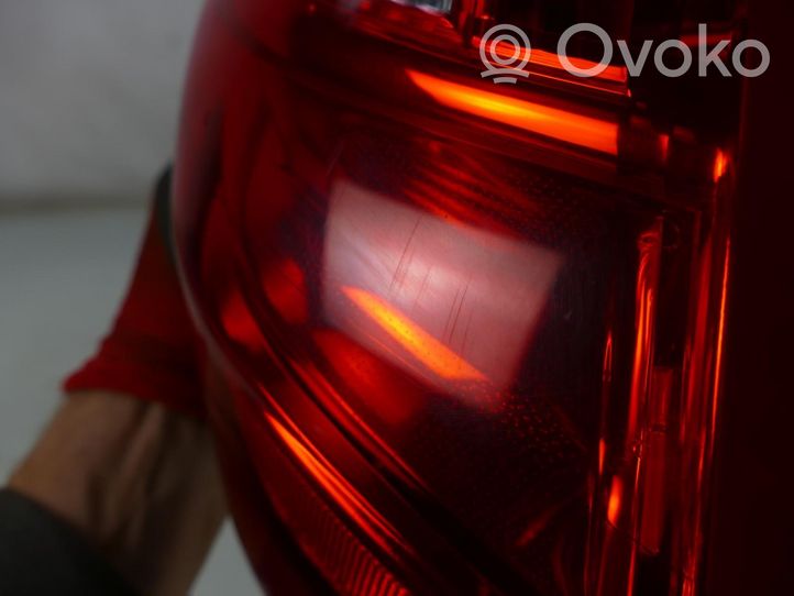 Volvo XC60 Rear/tail lights L90007892