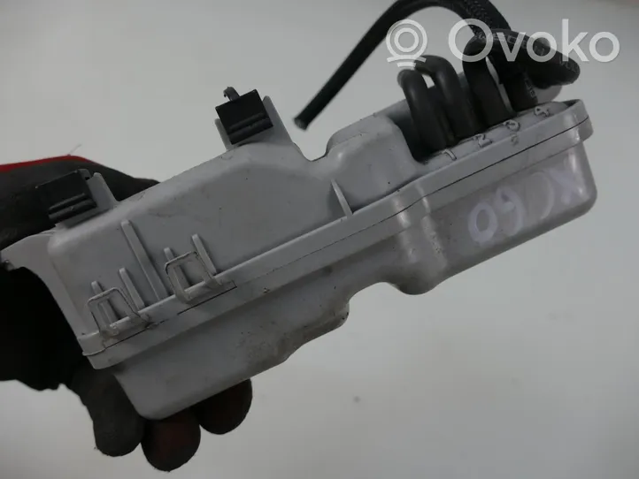 Volvo XC60 Vacuum air tank 31339809