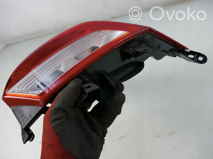 Volvo V40 Lampa tylna 31395845