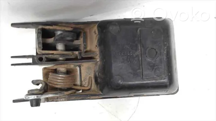 Jeep Cherokee Klamka wewnętrzna drzwi przednich 8955002154