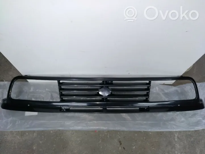 Suzuki Vitara (ET/TA) Grille de calandre avant 7211165DA0000