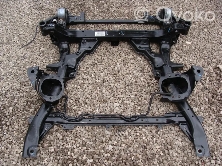 BMW X6 E71 Priekšpusē bampera sastiprinājums 6785467