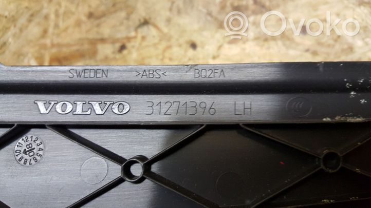 Volvo XC60 Muu kynnyksen/pilarin verhoiluelementti 31271396