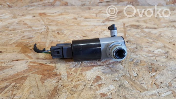 Volvo S90, V90 Headlight washer pump 1019873001